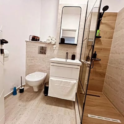 Alquiler a largo plazo de un apartamento tipo estudio, 41 m², en Casa de Cultură, Constanza, Rumanía