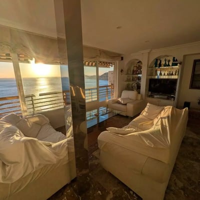 Location longue durée d’un appartement de 3 chambres, 100 m², à Alicante, Espagne