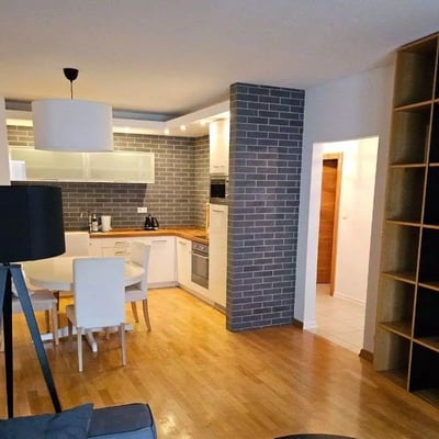 Long-term rental of a 2-room apartment, 56 m², in Stare Podgórze, Kraków, Poland
