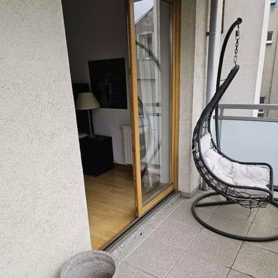 Long-term rental of a 2-room apartment, 56 m², in Stare Podgórze, Kraków, Poland