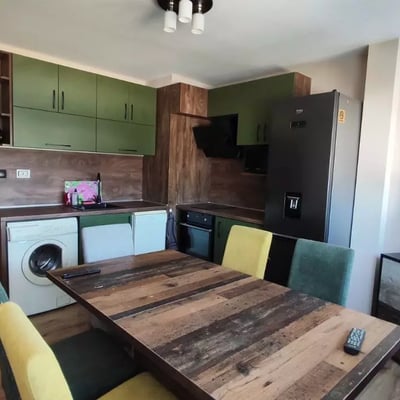 Alquiler a largo plazo de un apartamento de 3 habitaciones en Troshevo, Varna, Bulgaria