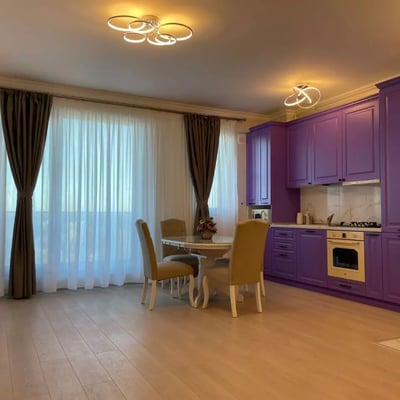Долгосрочная аренда 2-комнатной квартиры, 60 м², в районе Mamaia, Констанца, Румыния