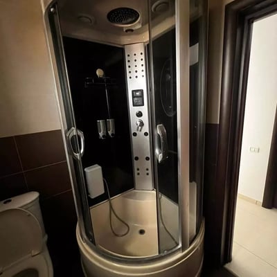 Langzeitmiete einer 2-Zimmer-Wohnung, 50 m², in Faleza Nord, Constanța, Rumänien