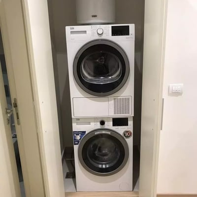 Alquiler a largo plazo de un apartamento de 2 habitaciones, 55 m², Belgrado, Serbia