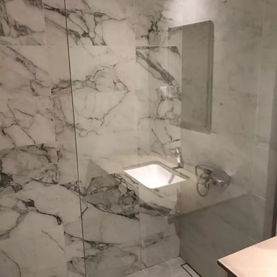 Alquiler a largo plazo de un apartamento de 2 habitaciones, 55 m², Belgrado, Serbia