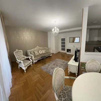 Long-term rental of a 3-room apartment, 60 m², in the city center, Belgrade, Serbia