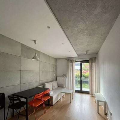 Alquiler a largo plazo de un apartamento de 2 habitaciones, 34 m², en Podgórze Duchackie, Cracovia, Polonia