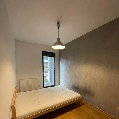 Alquiler a largo plazo de un apartamento de 2 habitaciones, 34 m², en Podgórze Duchackie, Cracovia, Polonia