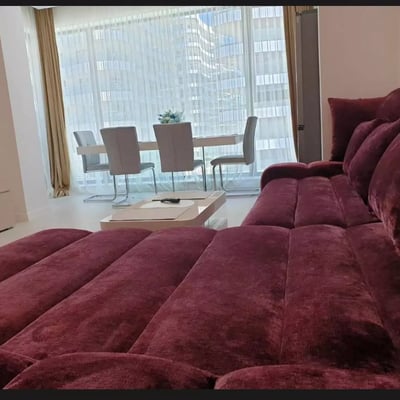 Location longue durée d’un appartement de 2 pièces, 60 m², à Mamaia Nord, Constanța, Roumanie