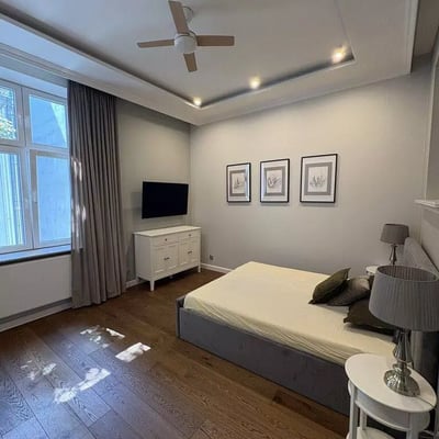 Long-term rental of a 2-room apartment, 59 m², in Kazimierz, Kraków, Poland