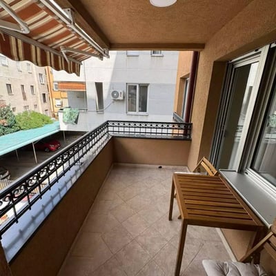 Long-term rental of a new 4-room apartment, 95 m², Belgrade, Serbia