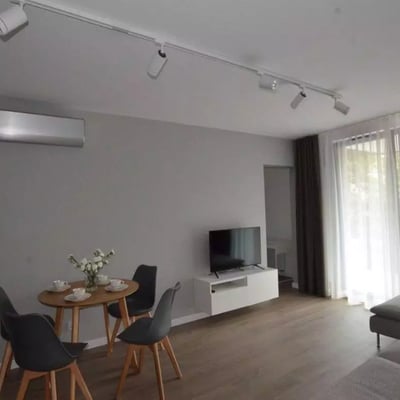 Location longue durée d’un appartement de 3 pièces, 58 m², Stare Dębniki, Cracovie, Pologne
