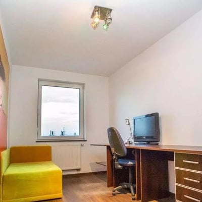 Long-term rental of a 3-room apartment, 50 m², Psie Pole, Wrocław, Poland
