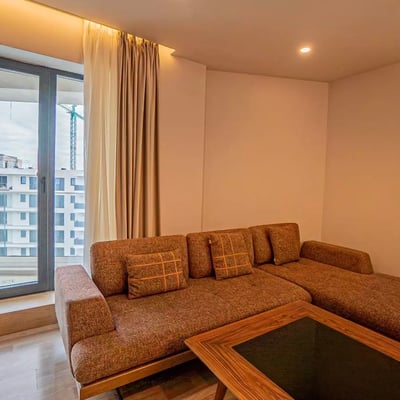 Долгосрочная аренда стильных 3-комнатных апартаментов, 80 м², Кампус, Констанца, Румыния