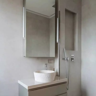 Alquiler de un apartamento de dos niveles, 128 m², en el centro del Casco Antiguo, Belgrado, Serbia