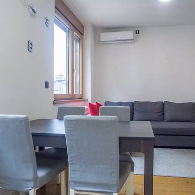 Аренда уютной 2-комнатной квартиры, 40 м², Врачар, Белград, Сербия