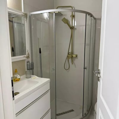 Location d’appartements confortables de 3 pièces, 70 m², Faleza Nord, Constanța, Roumanie