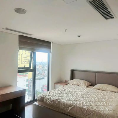 Miete eines neuen Penthouses mit 3 Schlafzimmern, Hai Chau, Da Nang, Vietnam