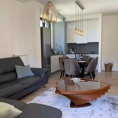 Miete einer modernen 3-Zimmer-Wohnung, 82 m², BW Metropolitan, Belgrad, Serbien