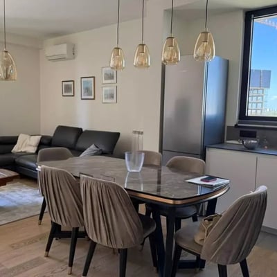 Miete einer modernen 3-Zimmer-Wohnung, 82 m², BW Metropolitan, Belgrad, Serbien