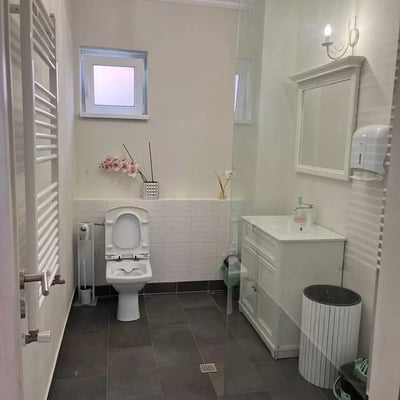Miete einer luxuriösen 3-Zimmer-Wohnung, 70 m², Mamaia, Constanța, Rumänien