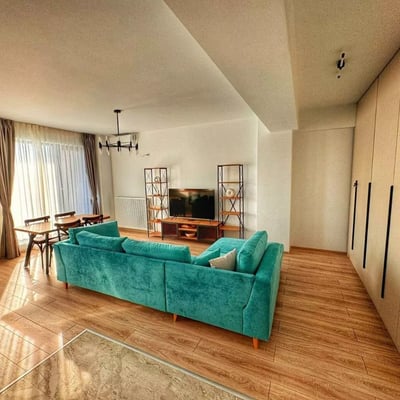 Аренда стильной 2-комнатной квартиры 65 м² в районе Mamaia, Констанца, Румыния