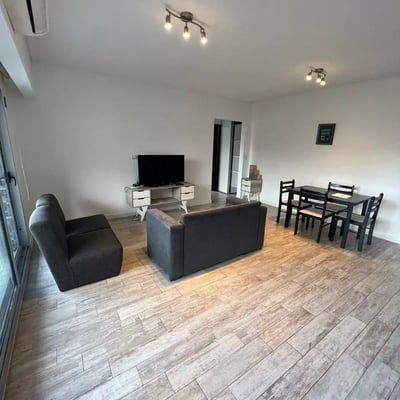 Long-term rental in Buenos Aires: Quiet 2-room apartment with balcony and pool in Palermo