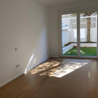 Аренда квартиры с садом и террасой в Нуссдорфе – 109 м², премиум-класс