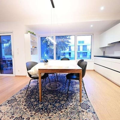 Apartamento de lujo de 4 habitaciones con jardín y terraza en alquiler en el distrito 19 de Viena