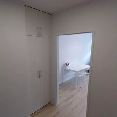 27 m² Apartment for Rent in Wrocław, Krzyki District, Fresh Renovation