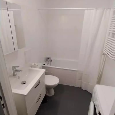 27 m² Apartment for Rent in Wrocław, Krzyki District, Fresh Renovation