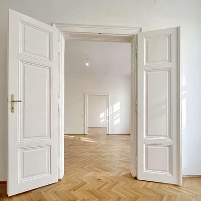 Apartamento histórico frente a la estación de metro Schottenring en el distrito 1 de Viena