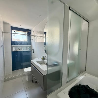 Vermietung einer großzügigen Villa mit 4 Schlafzimmern und Pool, Barra da Tijuca, Rio de Janeiro, Brasilien