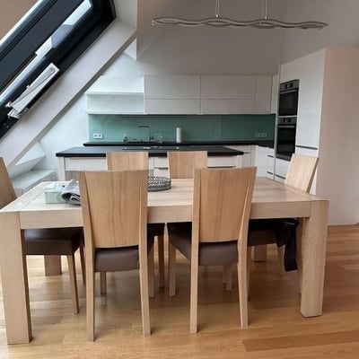 Alquiler Ático 4 Habitaciones 142m² con Terraza y Balcón cerca de Mariahilferstrasse, Viena