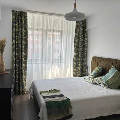 Аренда светлой и уютной 2-комнатной квартиры 55 м² в районе Noua, Брашов, Румыния