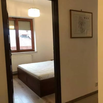 Long-term rental of a 2-room apartment, 48 m² in Krakow, Poland