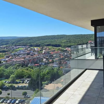 Аренда роскошной 2-комнатной квартиры, 54 м², Zorilor, Клуж-Напока, Румыния