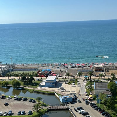 Location d’un studio cosy et meublé avec vue sur la mer, Batouми, Géоргие