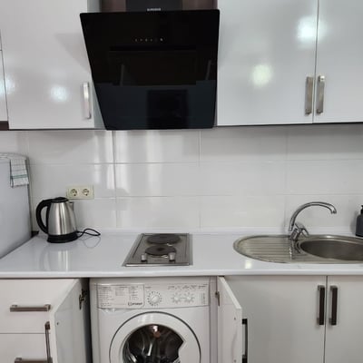 Location d’un studio cosy et meublé avec vue sur la mer, Batoumi, Géorgie