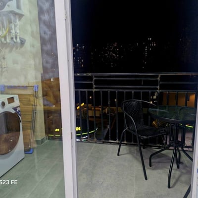 Moderne, helle Wohnung mit Balkon zur Miete, Batumi, Georgien