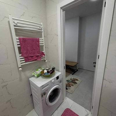 Location d’un appartement cosy et meublé avec balcon, 47 m², Batoumi, Géorgie