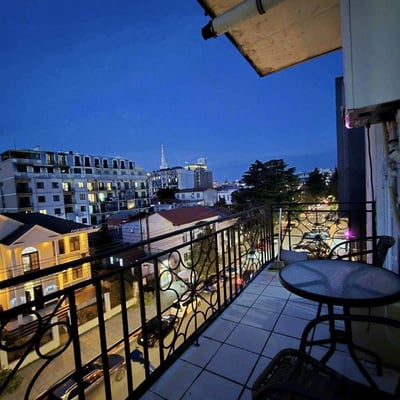 Geräumige Wohnung mit Balkon zur Miete, 80 m², Batumi, Georgien