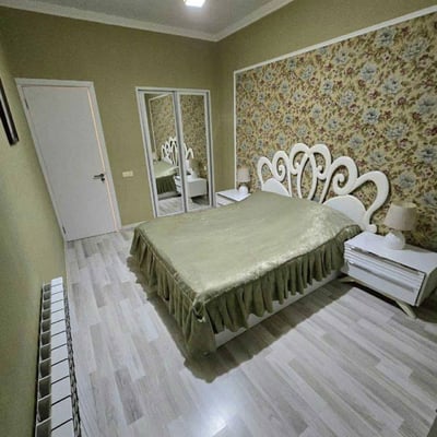 Geräumige Wohnung mit Balkon zur Miete, 80 m², Batumi, Georgien