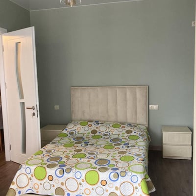 Location d'un appartement spacieux et entièrement meublé, 75 m², Batoumi, Géorgie