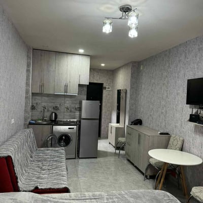 Location d'un studio lumineux et cosy, 35 m², Batoumi, Géorgie