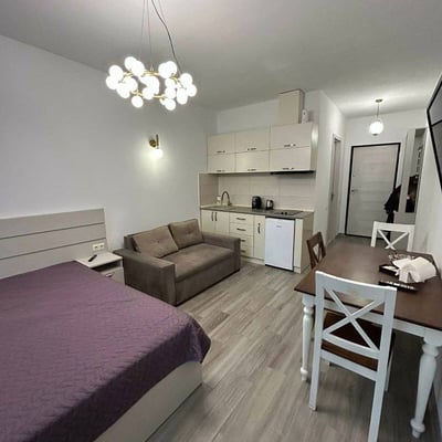 Alquiler de estudio premium acogedor y espacioso con balcón, 38 m², Batumi, Georgia