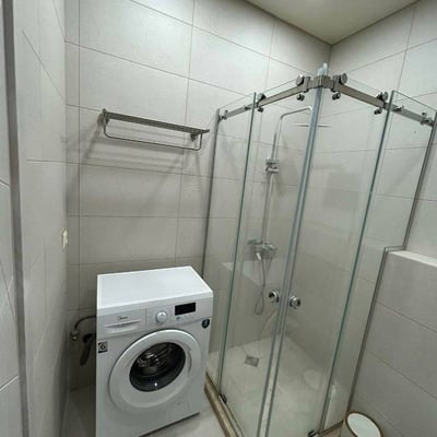 Location d'un studio premium cosy et spacieux avec balcon, 38 m², Batoumi, Géorgie