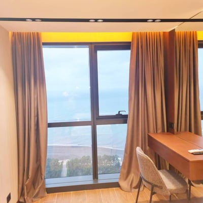 Аренда люксовой, стильной квартиры с видом на море, 57 м², Батуми, Грузия