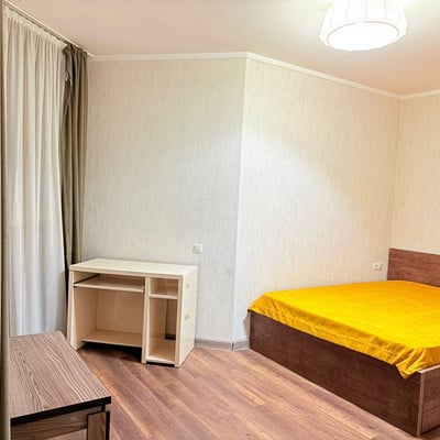Miete einer großzügigen, modernen Wohnung, 95 m², Batumi, Georgien