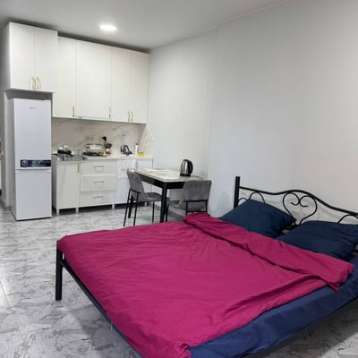 Location d'un studio lumineux et cosy, 36 m², Batoumi, Géorgie